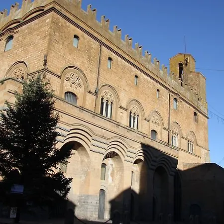 Casa Corsica Con Parcheggio Gratuito Orvieto